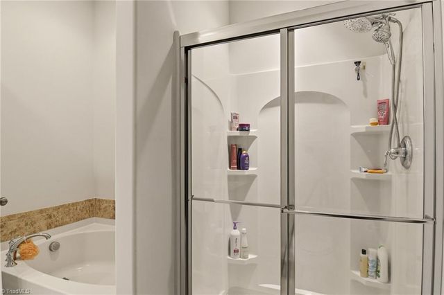 1163 Augustine Heights Drive, Winston-salem, NC 27103