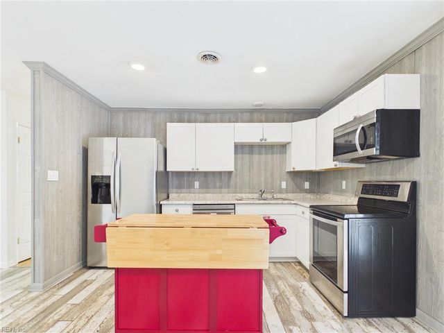 1014 Deerchase RD, Saluda, VA 23149
