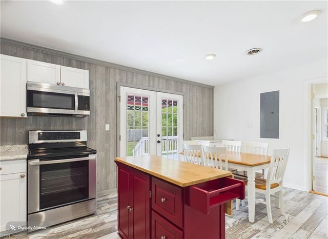 1014 Deerchase RD, Saluda, VA 23149