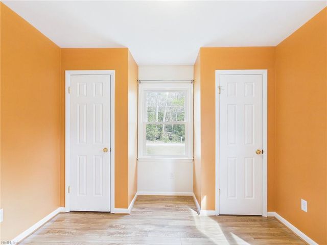 1014 Deerchase RD, Saluda, VA 23149