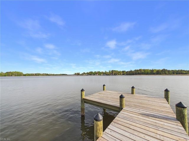 1014 Deerchase RD, Saluda, VA 23149