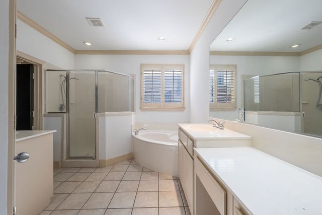 2706 Floyd Street, Dallas, TX 75204