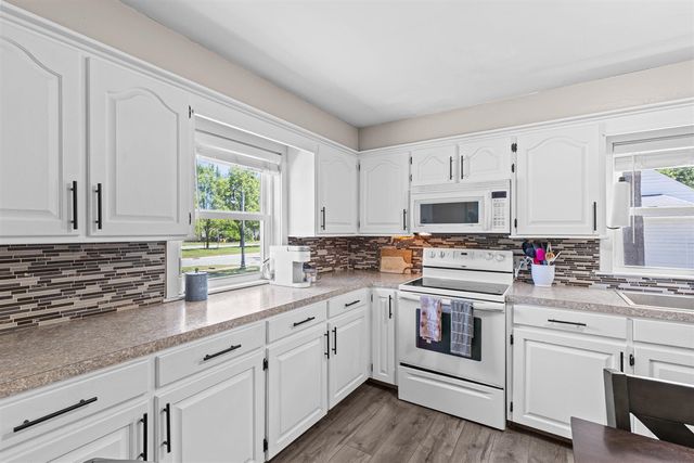 5806 Lake Michigan Drive, Allendale, MI 49401