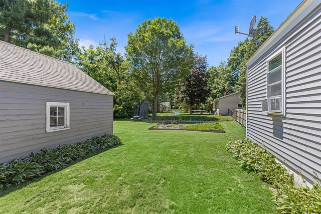 5806 Lake Michigan Drive, Allendale, MI 49401