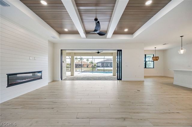 1406 Mohawk PKWY, Cape Coral, FL 33914