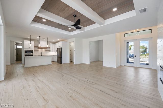 1406 Mohawk PKWY, Cape Coral, FL 33914