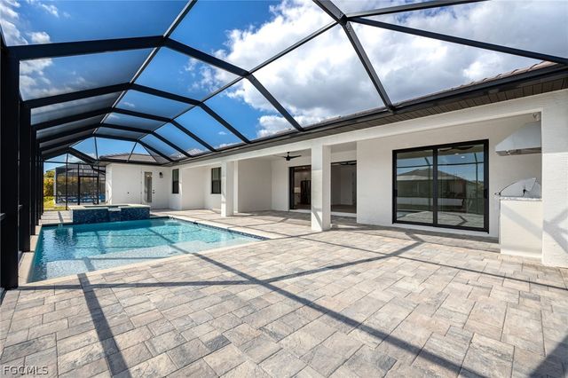 1406 Mohawk PKWY, Cape Coral, FL 33914