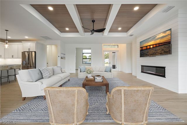 1406 Mohawk PKWY, Cape Coral, FL 33914