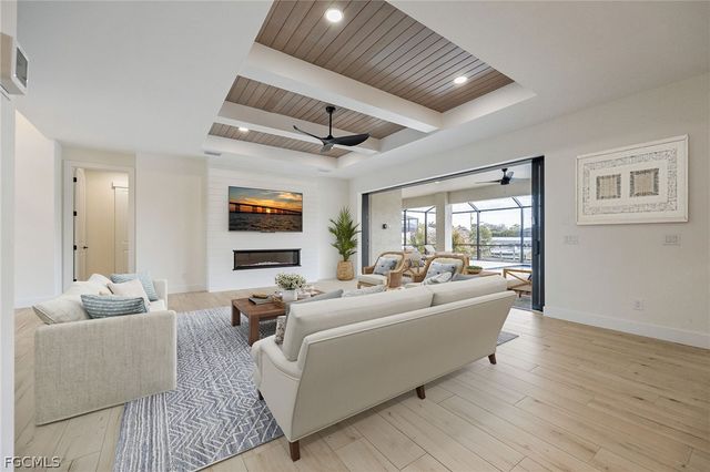 1406 Mohawk PKWY, Cape Coral, FL 33914