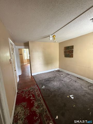 32 Clinton Avenue, New Haven, CT 06513