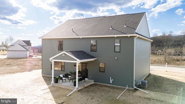 312 RESERVE LN, Mechanicsburg, PA 17050