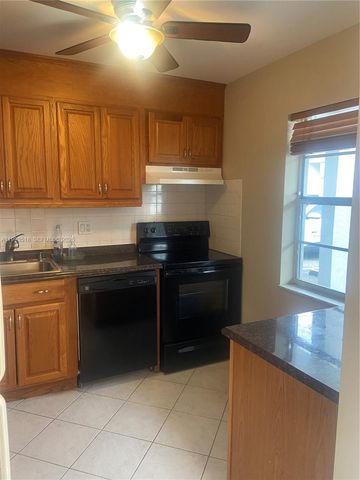 7897 Golf Cir Dr 108, Margate, FL 33063