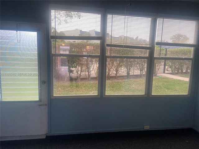 7897 Golf Cir Dr 108, Margate, FL 33063