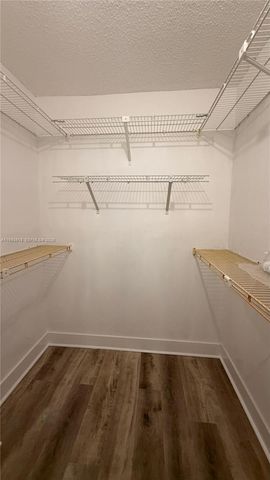 7897 Golf Cir Dr 108, Margate, FL 33063