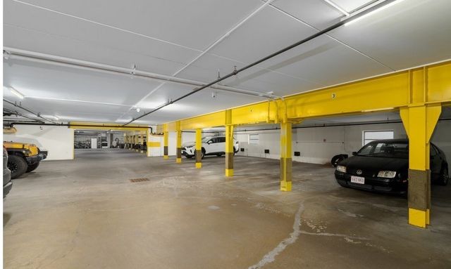 70 Nicholas Rd 10, Framingham, MA 01701