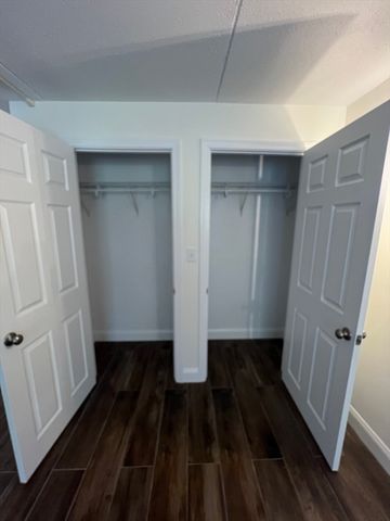 70 Nicholas Rd 10, Framingham, MA 01701