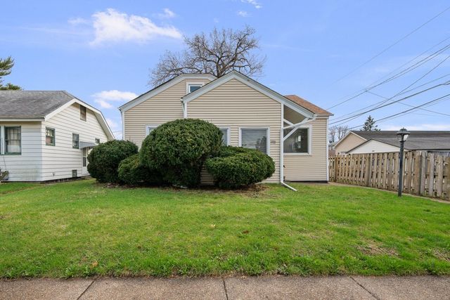 3516 18th Avenue, Rock Island, IL 61201