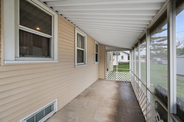 3516 18th Avenue, Rock Island, IL 61201