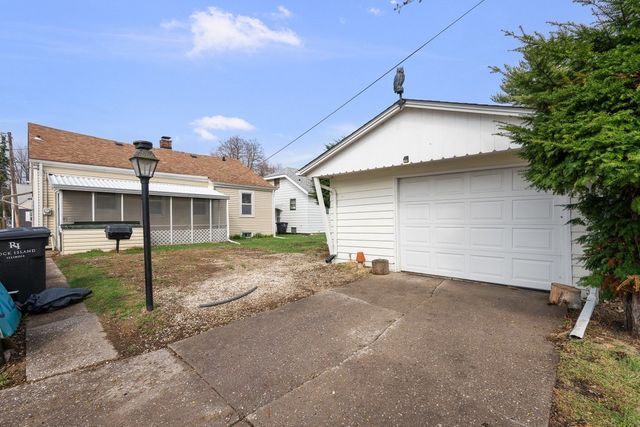 3516 18th Avenue, Rock Island, IL 61201