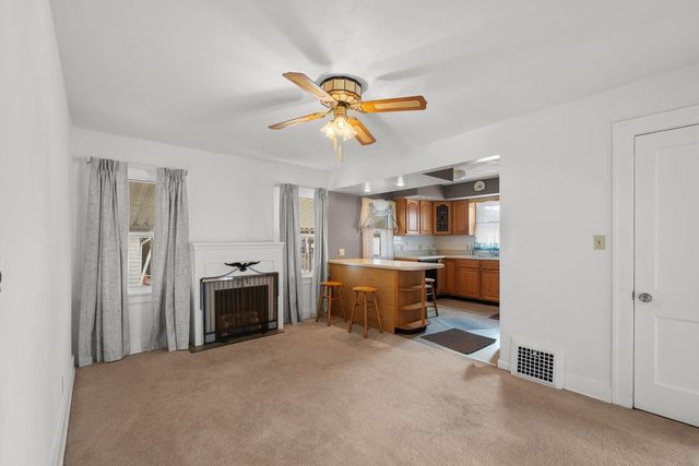 3516 18th Avenue, Rock Island, IL 61201