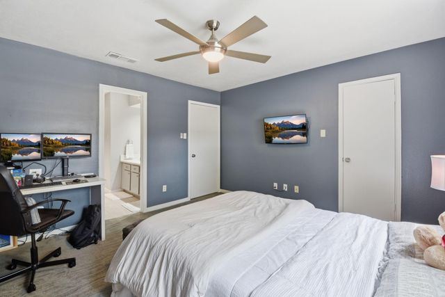 1011 Fountain View Drive, Houston, TX 77057