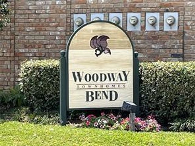 1011 Fountain View Drive, Houston, TX 77057