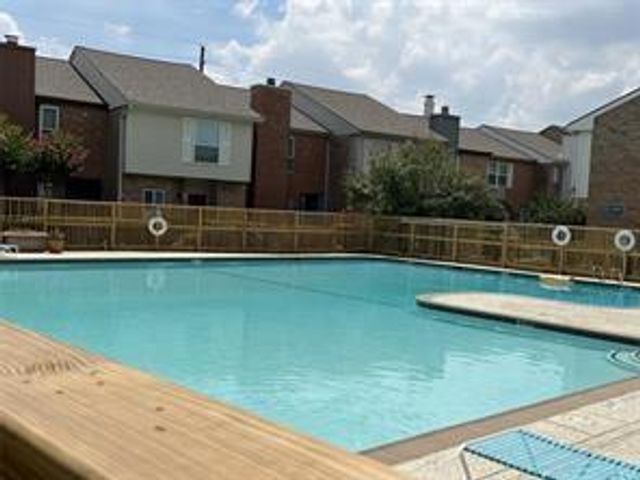 1011 Fountain View Drive, Houston, TX 77057