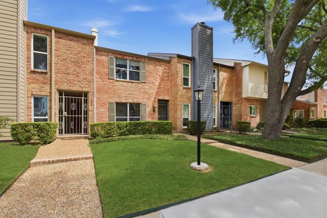 1011 Fountain View Drive, Houston, TX 77057