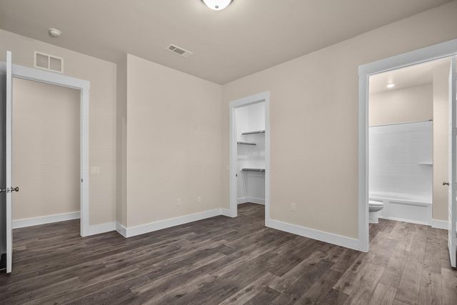 476 Suffield DR 229, Buda, TX 78610