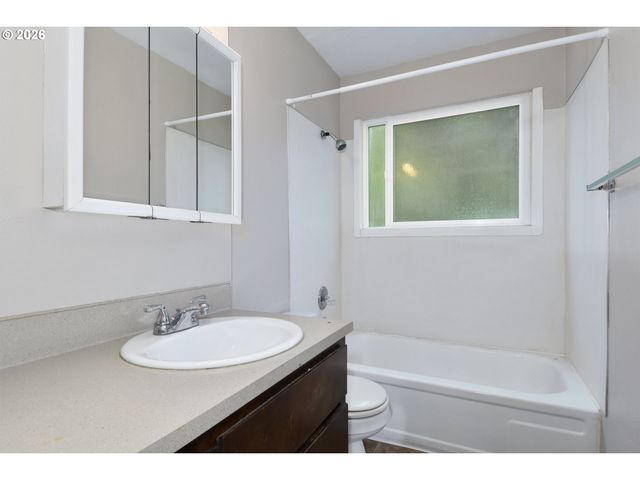 3110 Ne 7TH Ct, Gresham, OR 97030