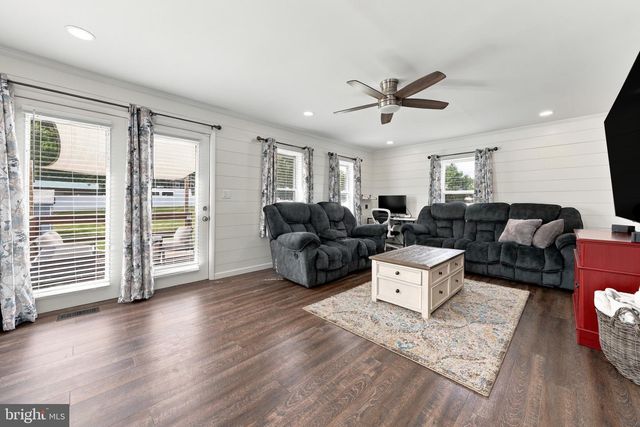 989 BOUNDARY RD, Wenonah, NJ 08090