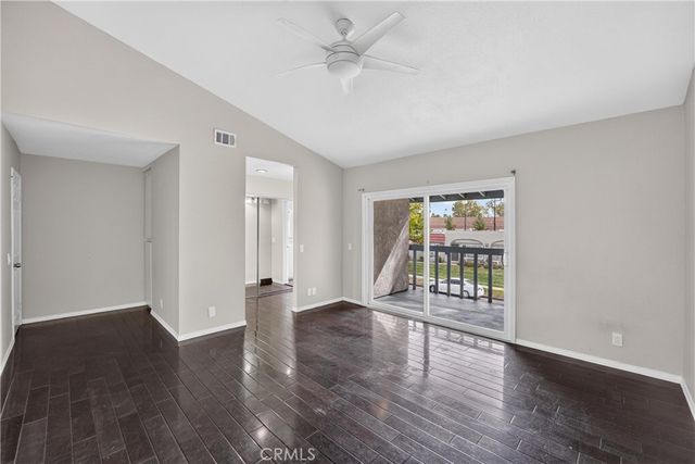 2105 N Derek 3, Fullerton, CA 92831
