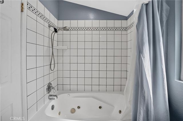 2105 N Derek 3, Fullerton, CA 92831