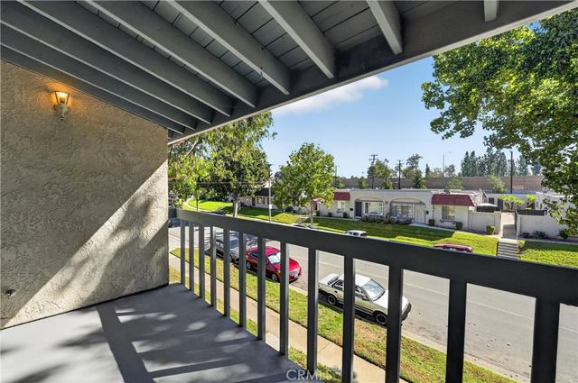 2105 N Derek 3, Fullerton, CA 92831
