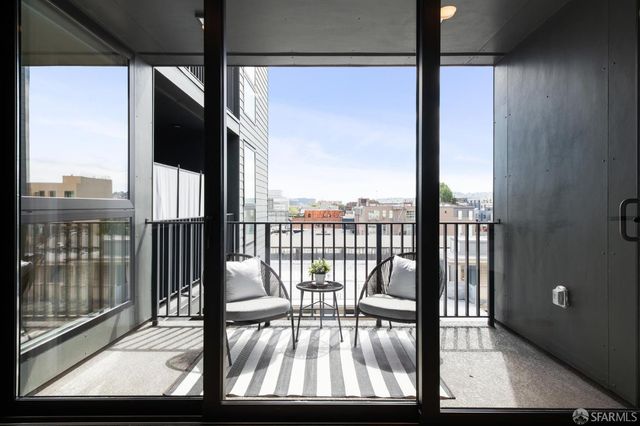 230 7th Street 604, San Francisco, CA 94103