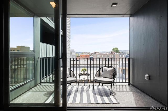 230 7th Street 604, San Francisco, CA 94103