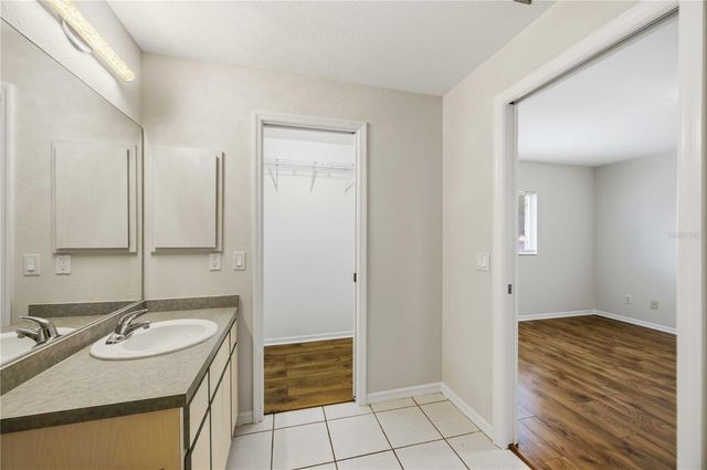 2260 MISTLETO LANE, North Port, FL 34286
