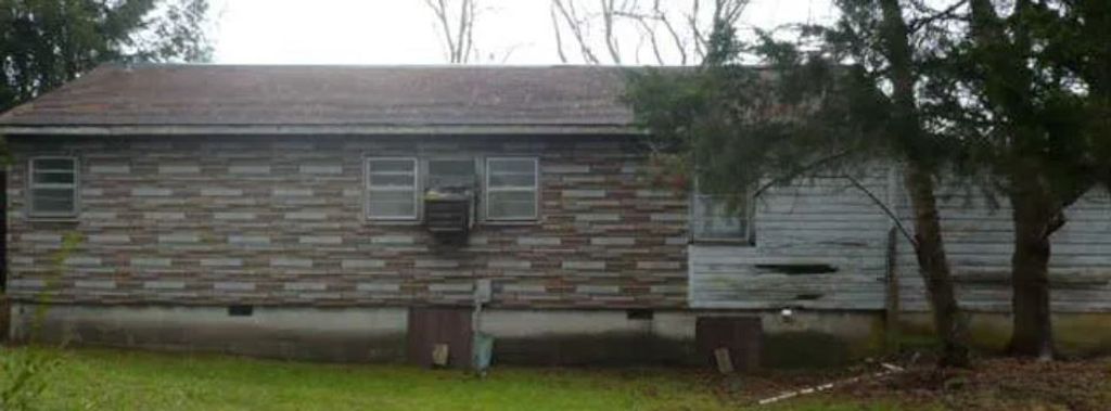 73 14th St, Tracy City, TN 37387
