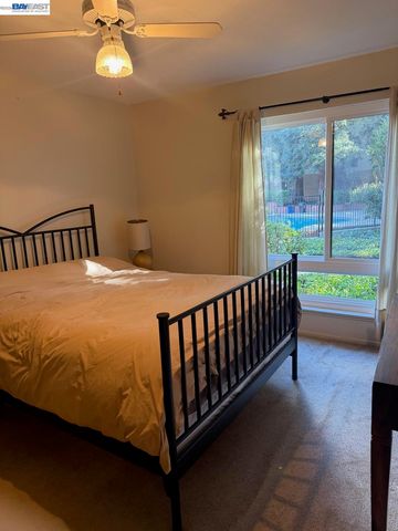 320 N Civic Dr 103, Walnut Creek, CA 94596