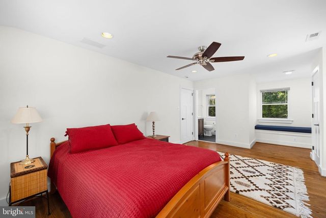 6022 26TH ST N, Arlington, VA 22207