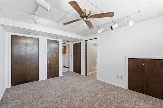 6 NE 101st Place, Kansas City, MO 64155