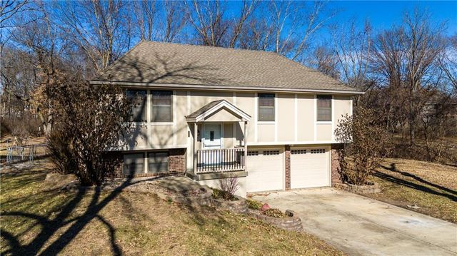 6 NE 101st Place, Kansas City, MO 64155