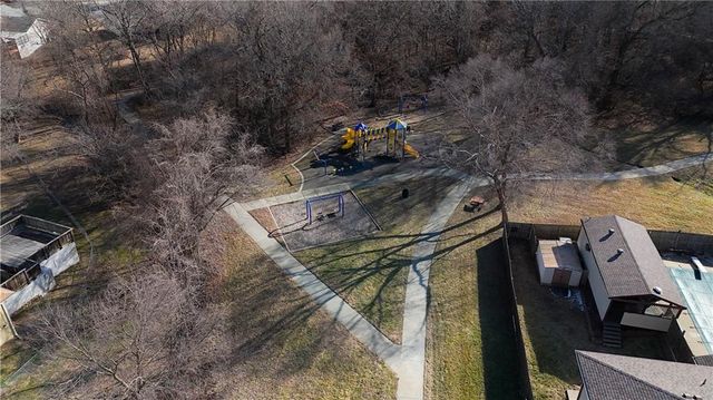 6 NE 101st Place, Kansas City, MO 64155