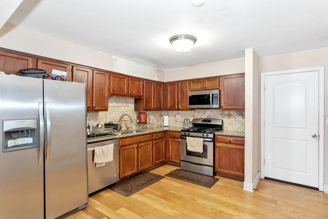 1273 Dunamon Drive, Bartlett, IL 60103