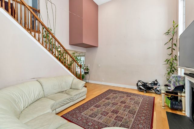 1273 Dunamon Drive, Bartlett, IL 60103