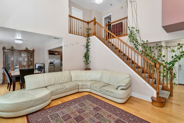 1273 Dunamon Drive, Bartlett, IL 60103