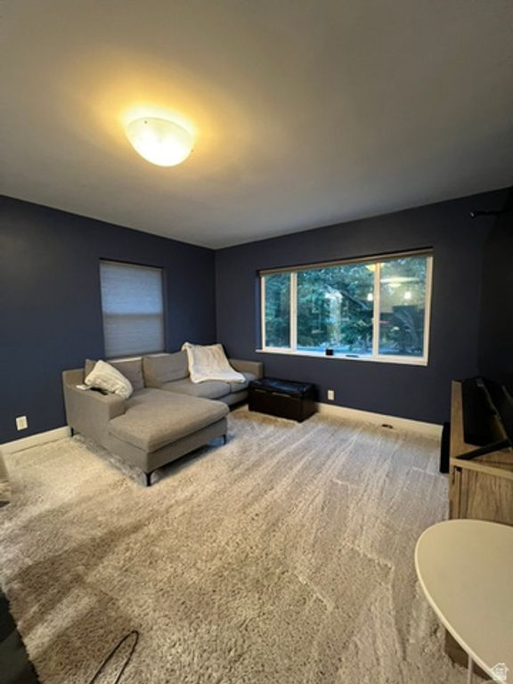 Image 15 of property listing at 255 S 1000 E, Salt Lake City, UT 84102