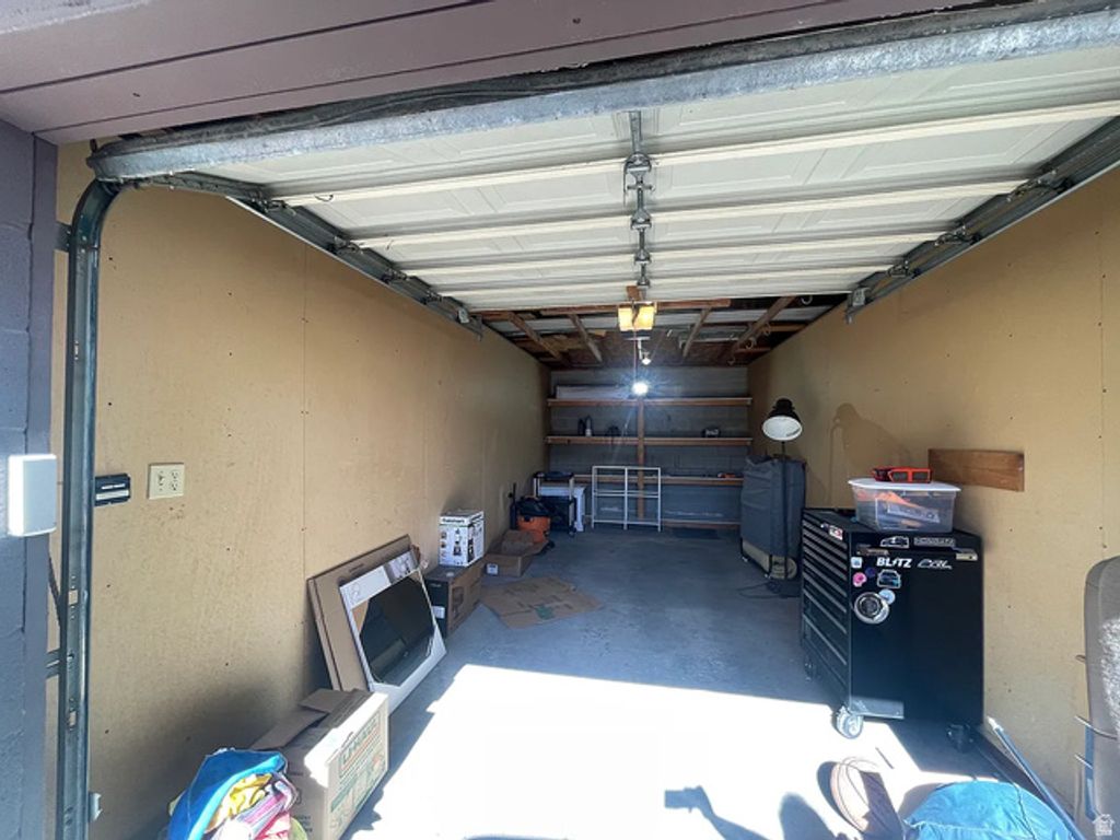 Image 19 of property listing at 255 S 1000 E, Salt Lake City, UT 84102