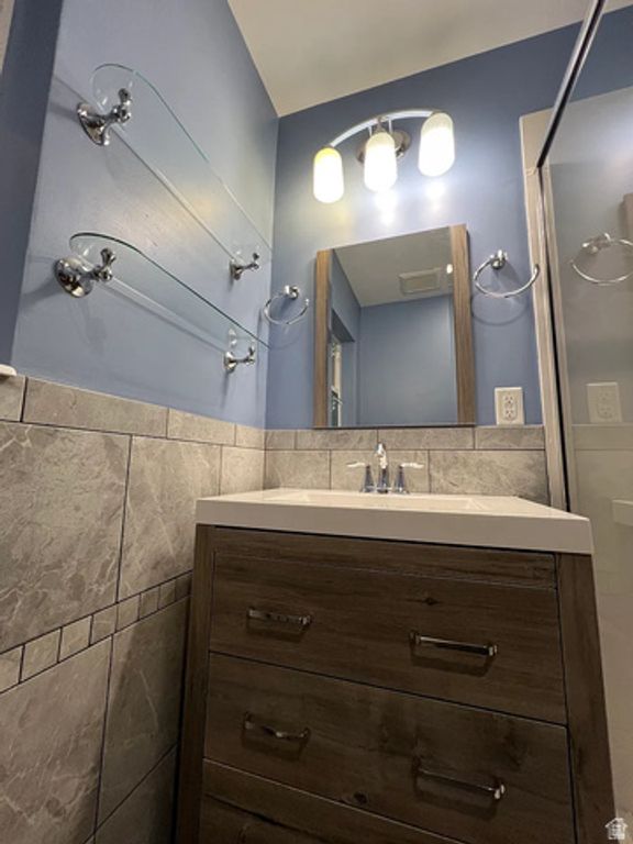 Image 7 of property listing at 255 S 1000 E, Salt Lake City, UT 84102