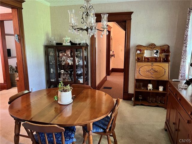 105 East Heman Street, Dewitt, NY 13057